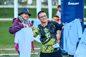 BIB: 5077
                            <button type="button" onclick="openModal(25033810)" class="btn btn-primary btn-sm float-right btn-popup" data-toggle="modal" data-target=".modal-high-quality">
                        <i class="fas fa-shopping-cart"></i> ใส่ตะกร้า
                    </button>
                                            <button type="button" onclick="isThisMe(25033810, true)" class="btn btn-success btn-sm float-right btn-popup btn-isme hidden" data-toggle="tooltip" data-placement="bottom" title="นี่คือรูปของคุณใช่ไหม คลิกที่นี่เพื่อเอาเข้าอัลบั้ม">
                        <i class="fas fa-plus"></i> เพิ่มเข้าอัลบั้ม
                    </button>
                    <button type="button" onclick="isThisMe(25033810, false)" class="btn btn-warning btn-sm float-right btn-popup btn-isnotme hidden">
                        <i class="fas fa-ban"></i> นำออกจากอัลบั้ม
                    </button>